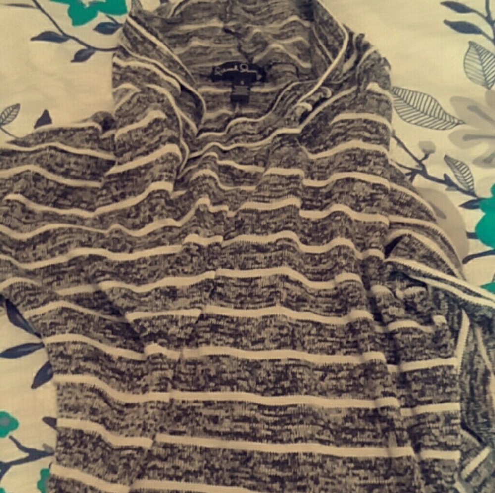 Black and tan sweater